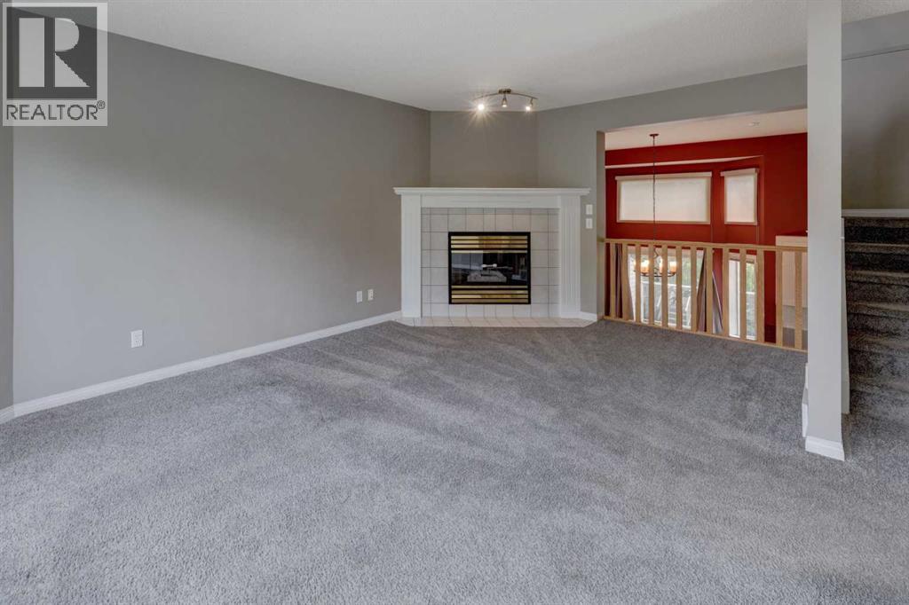 Single Family House for Sale in  Kingsland Villas SW Kingsland Calgary 