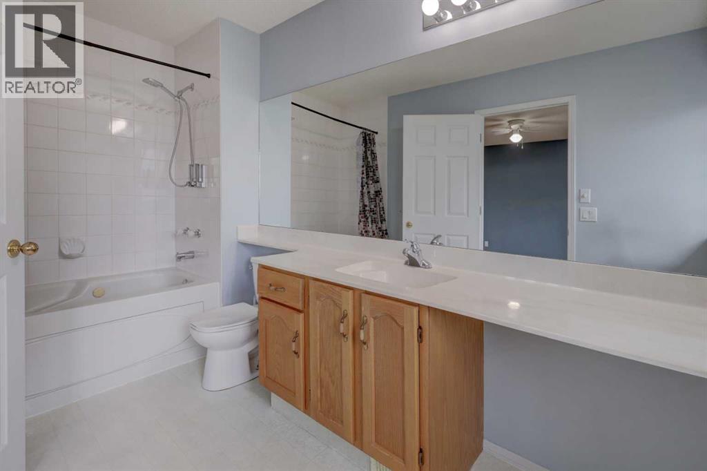 Single Family House for Sale in  Kingsland Villas SW Kingsland Calgary 
