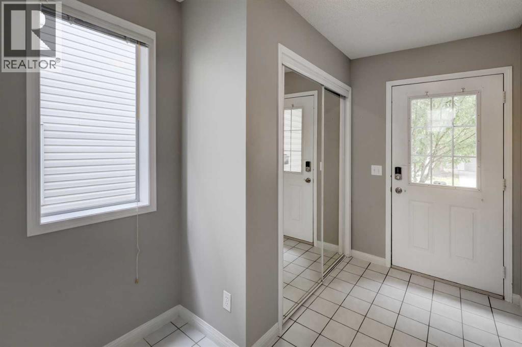 Single Family House for Sale in  Kingsland Villas SW Kingsland Calgary 