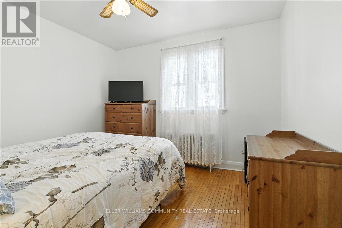 Photo 12 of 144 University Avenue E, Cobourg ON