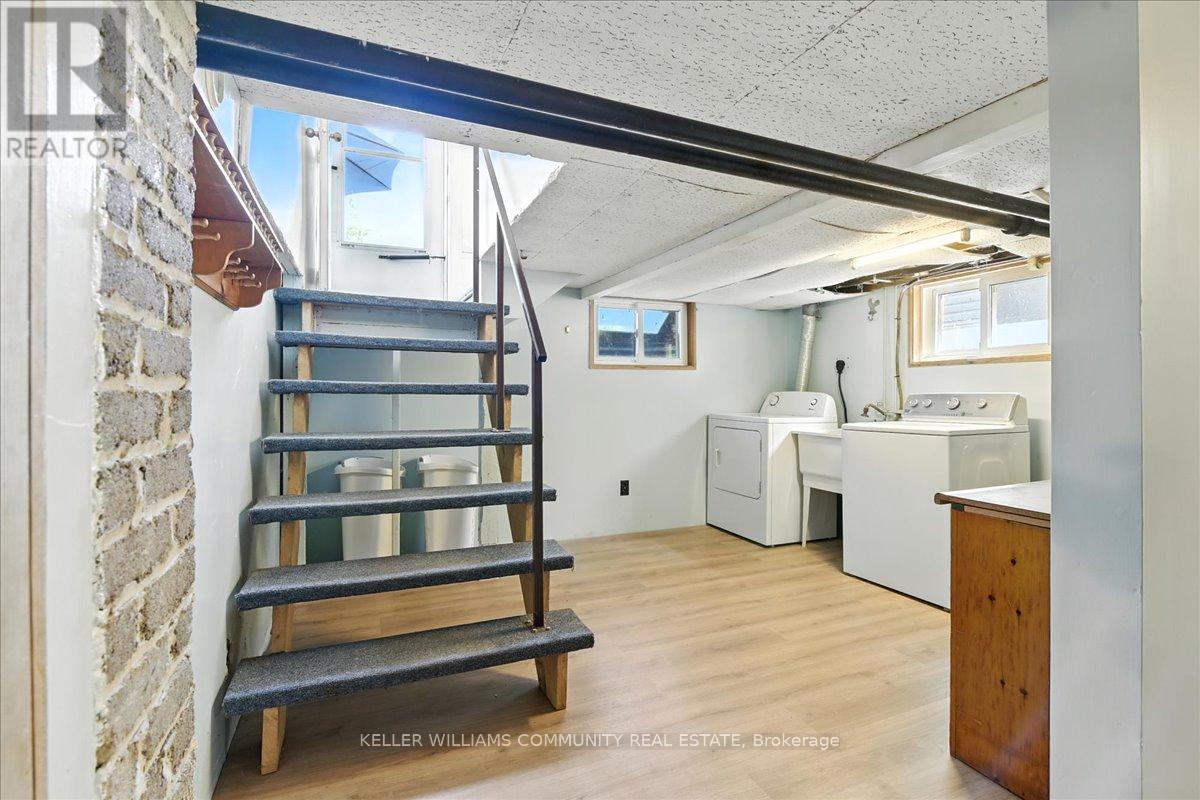 Photo 27 of 144 University Avenue E, Cobourg ON