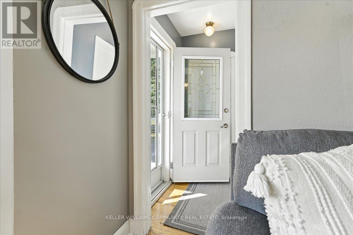 Photo 7 of 144 University Avenue E, Cobourg ON