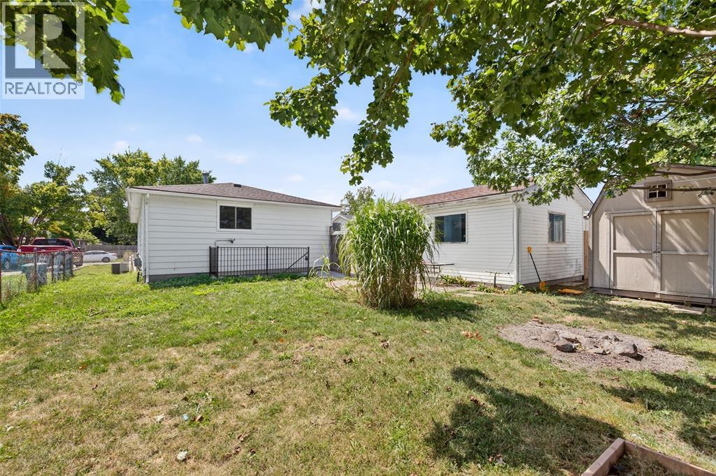Photo 21 of 330 Somerset Crescent, Sarnia ON