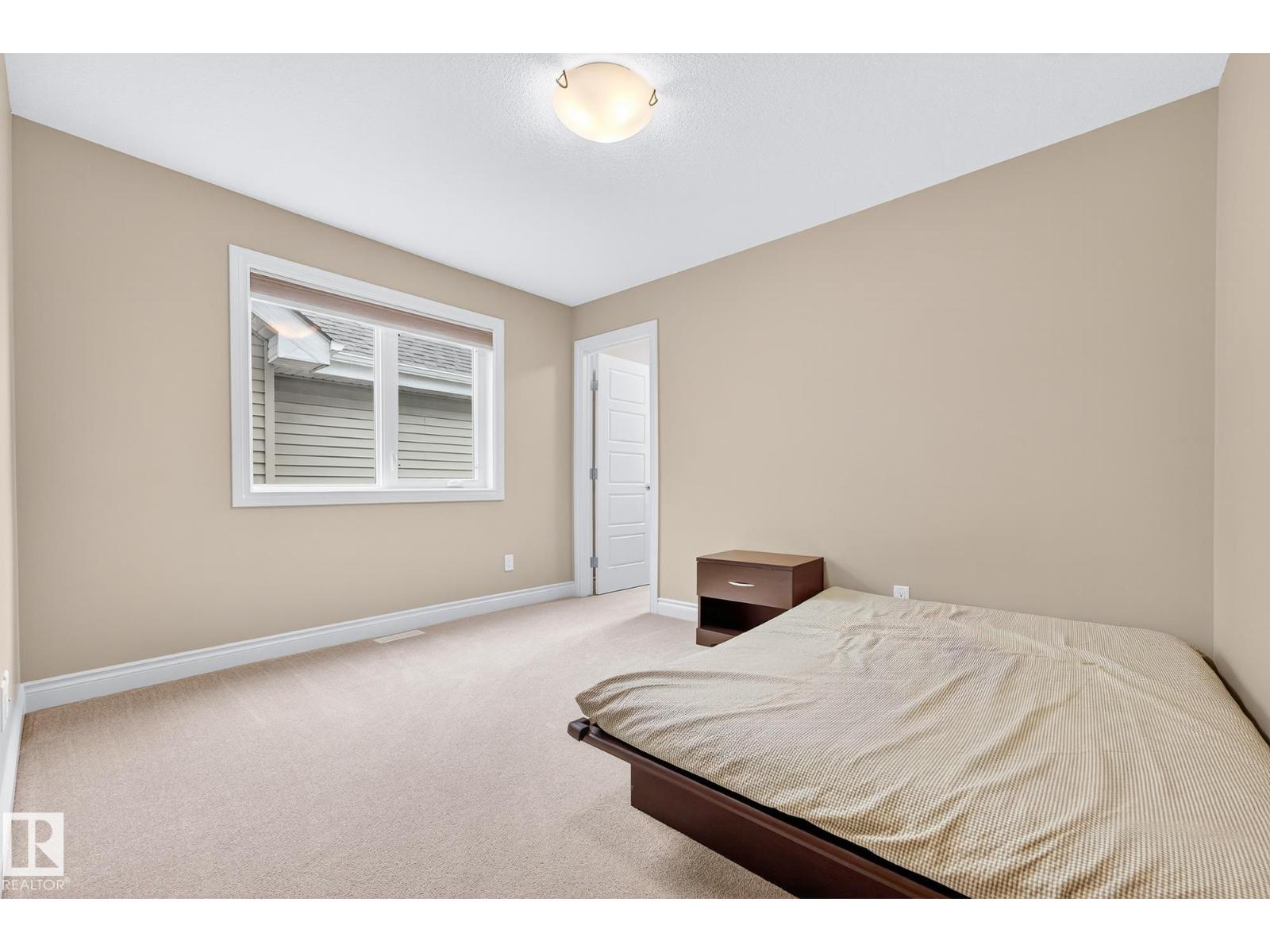 Photo 20 of 2121 90 A St Sw, Edmonton AB