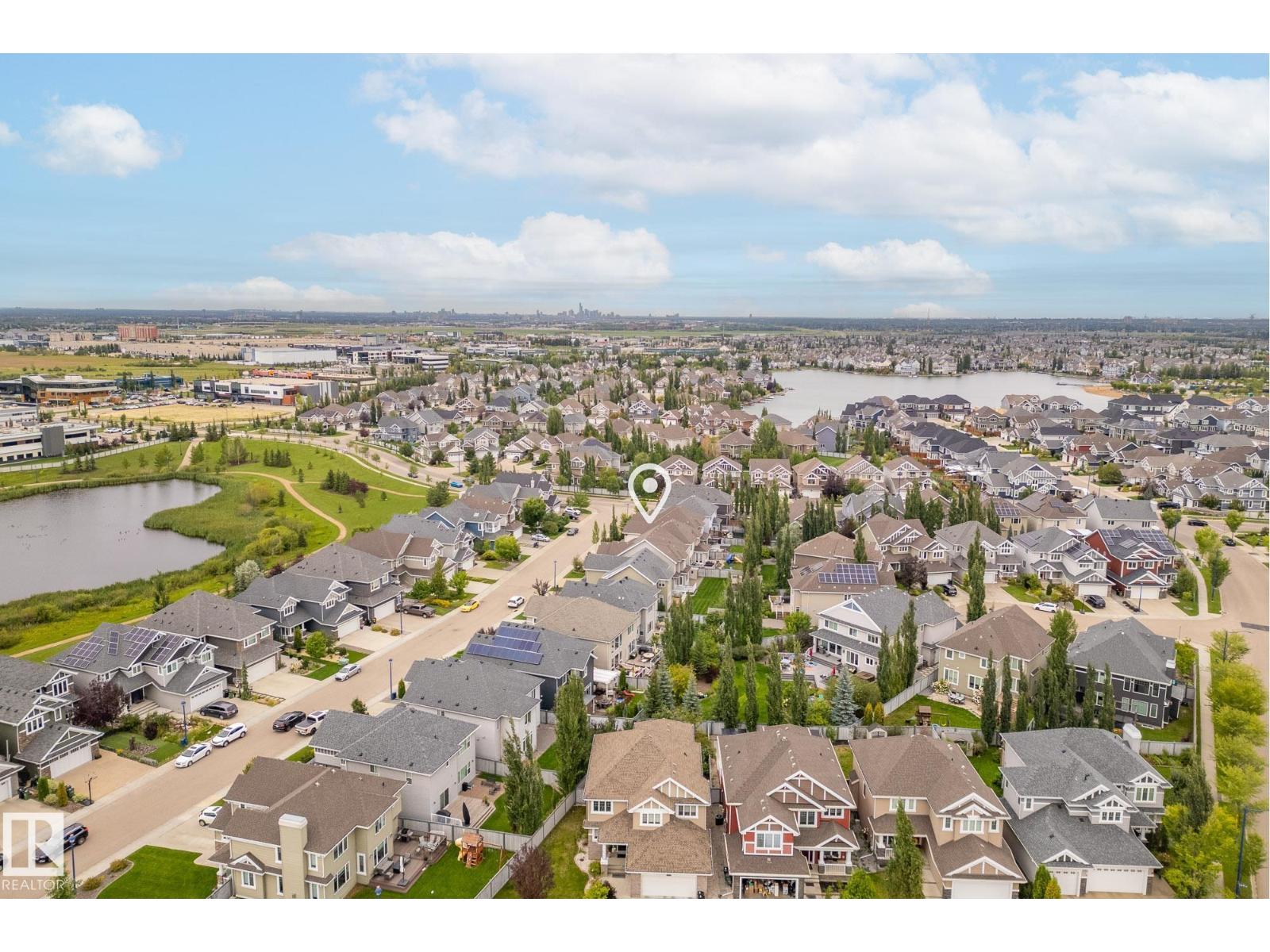 Photo 1 of 2121 90 A St Sw, Edmonton AB