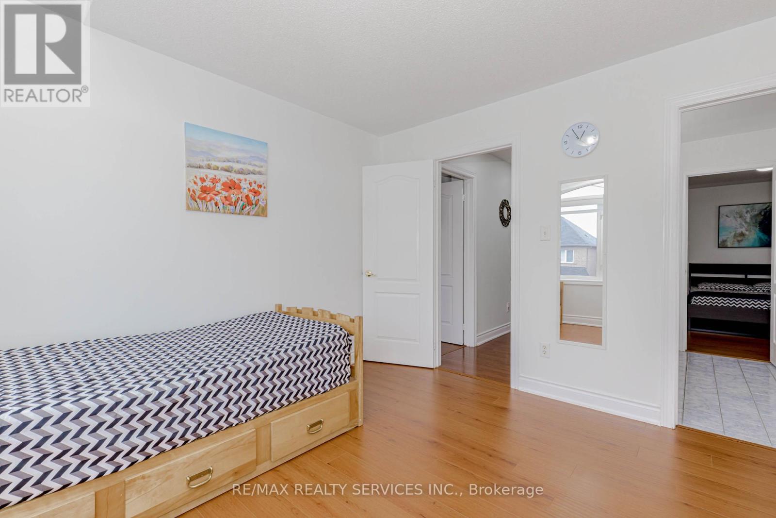 Photo 33 of 10 Cedarsprings Way, Brampton ON