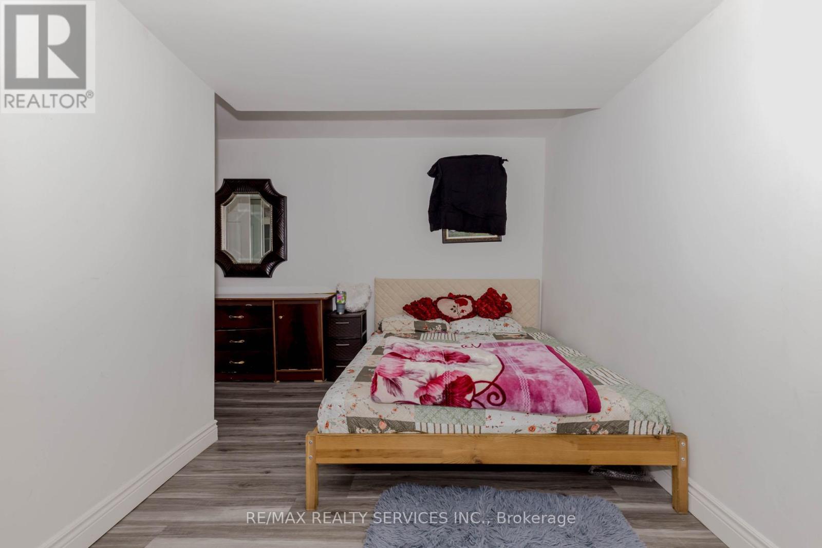 Photo 45 of 10 Cedarsprings Way, Brampton ON