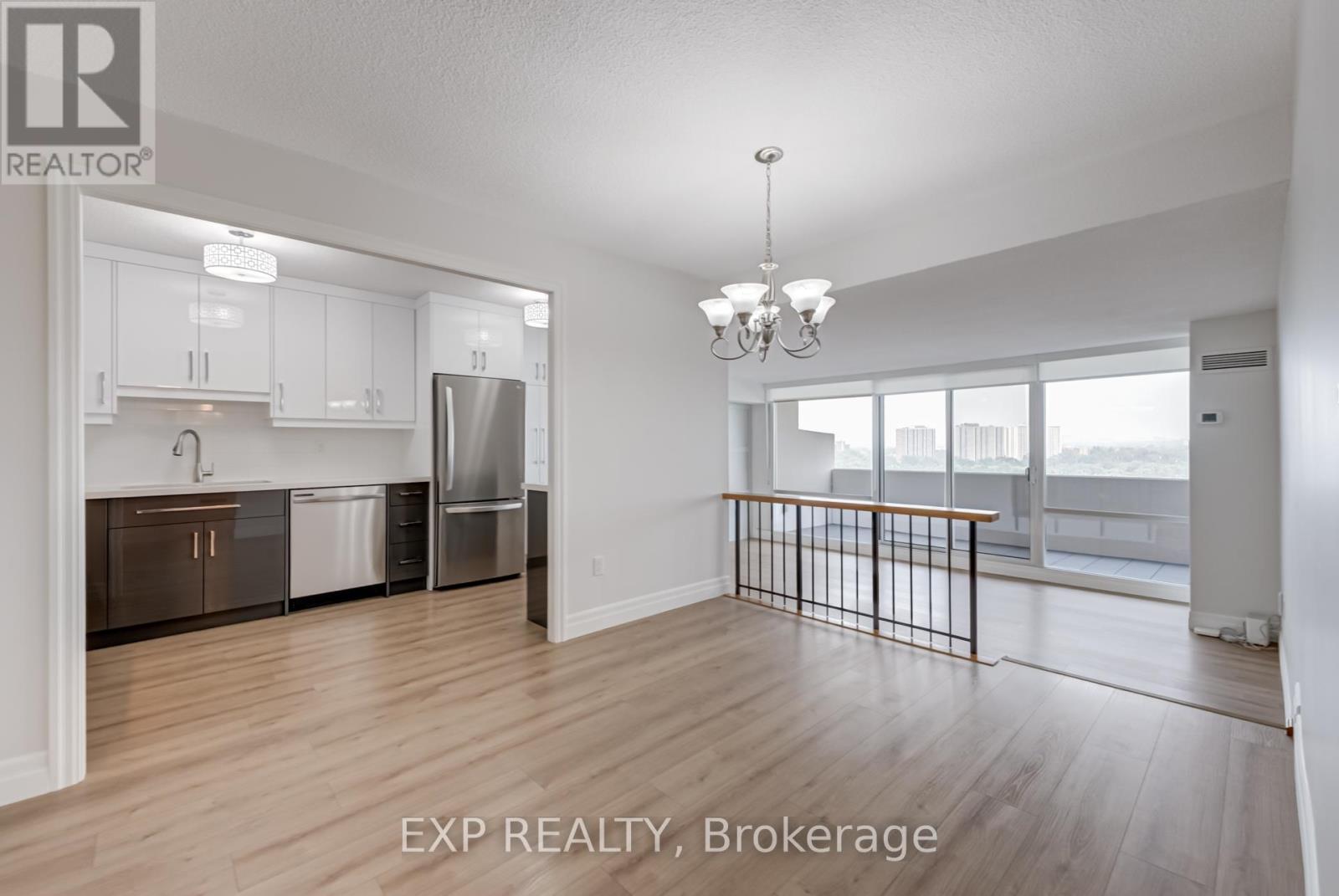 Photo 16 of 1812 270 Scarlett Road, Toronto ON