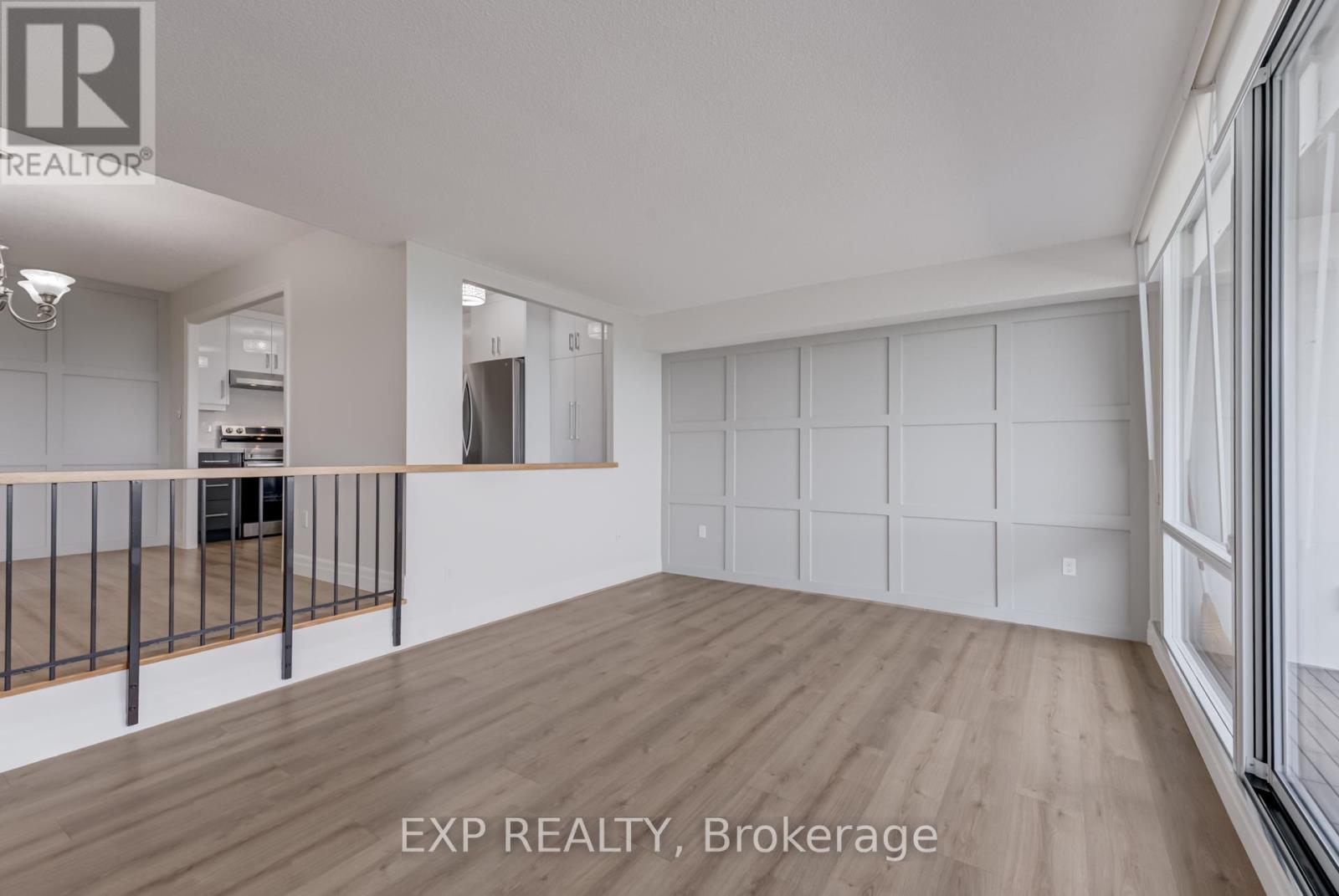 Photo 6 of 1812 270 Scarlett Road, Toronto ON