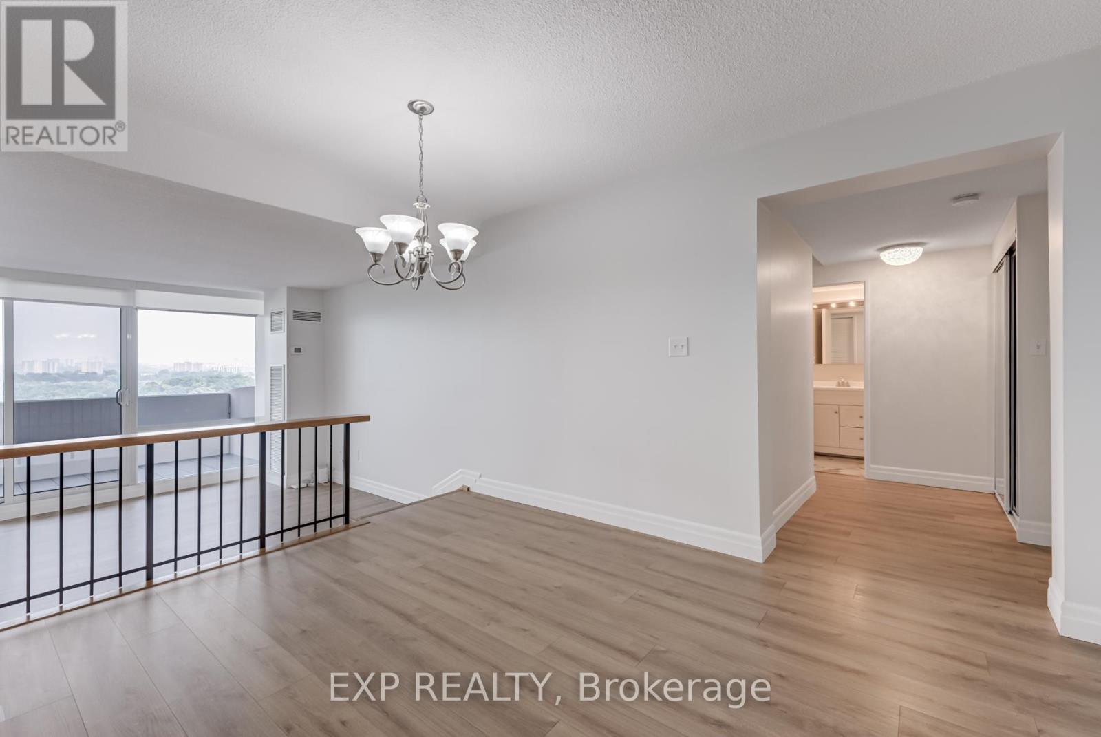 Photo 18 of 1812 270 Scarlett Road, Toronto ON