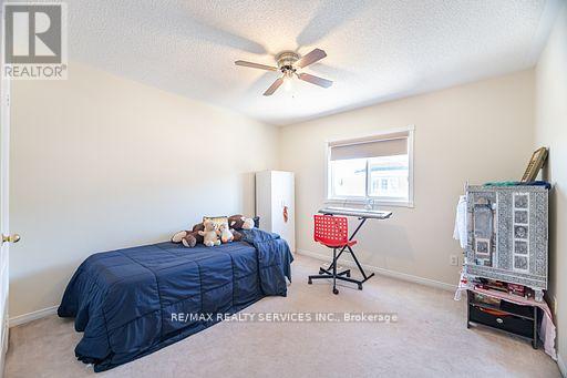 Photo 15 of 47 Heartleaf Crescent, Brampton ON