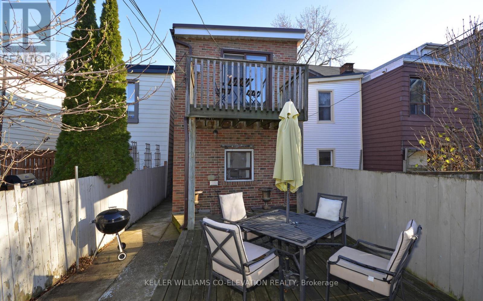 Photo 4 of 48 Massey Street, Toronto ON