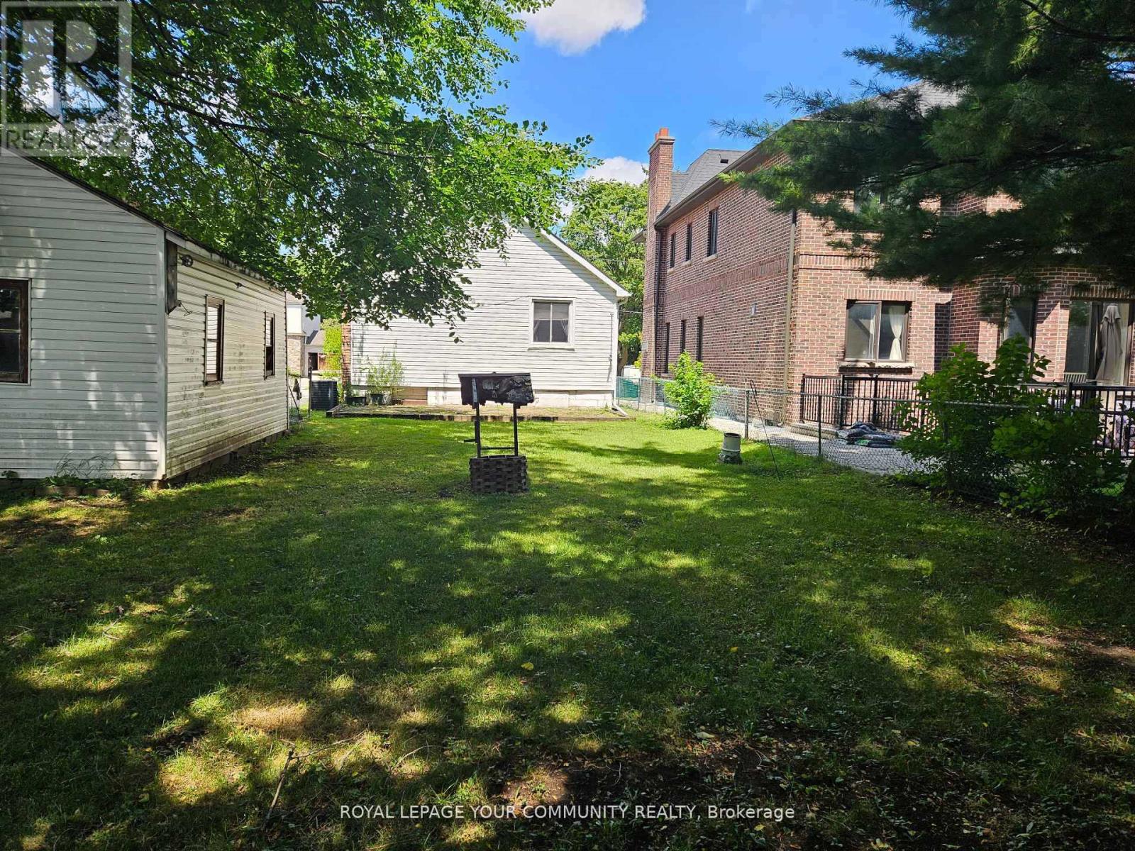 Photo 12 of 317 Connaught Avenue, Toronto ON