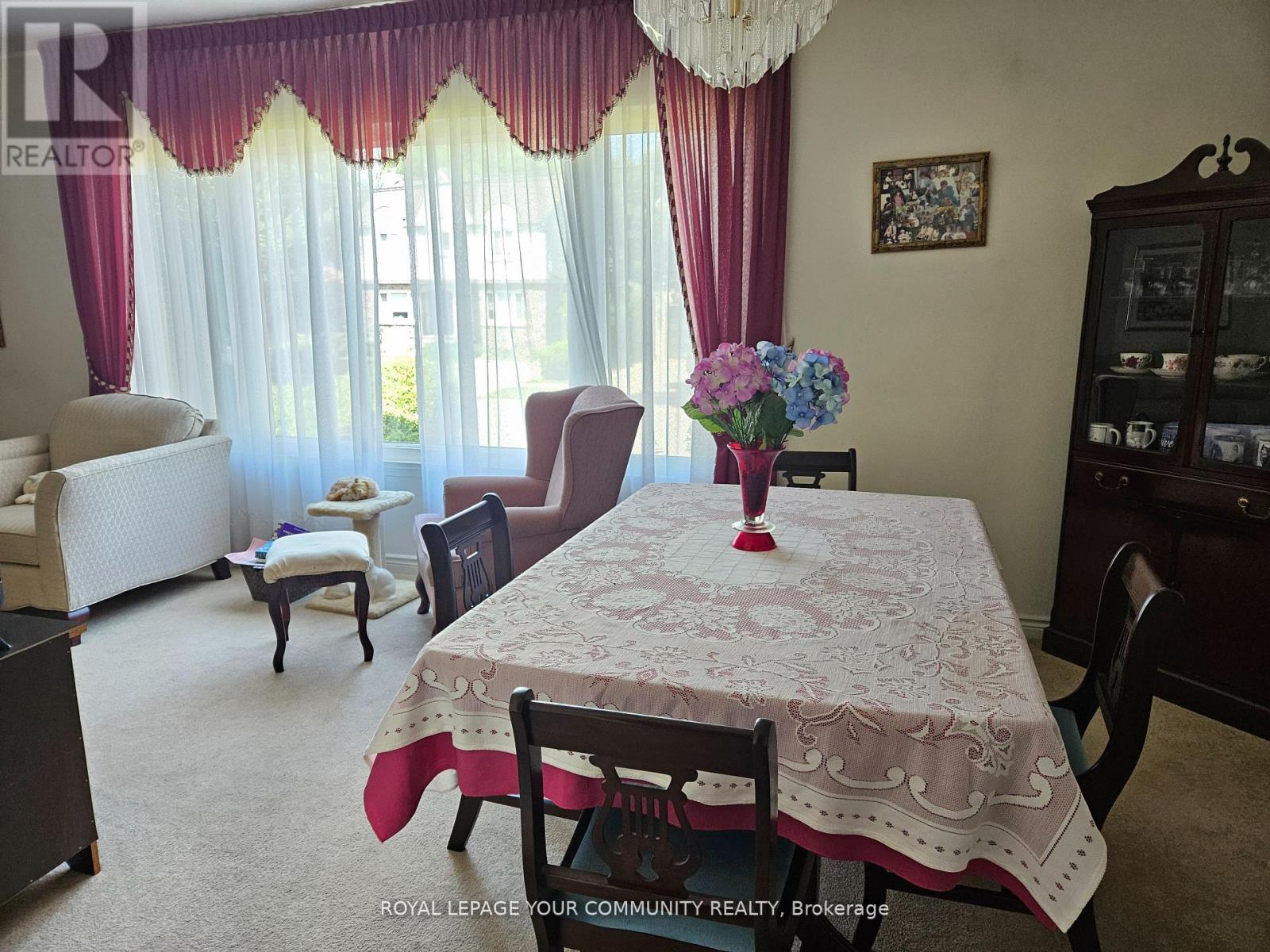 Photo 5 of 317 Connaught Avenue, Toronto ON