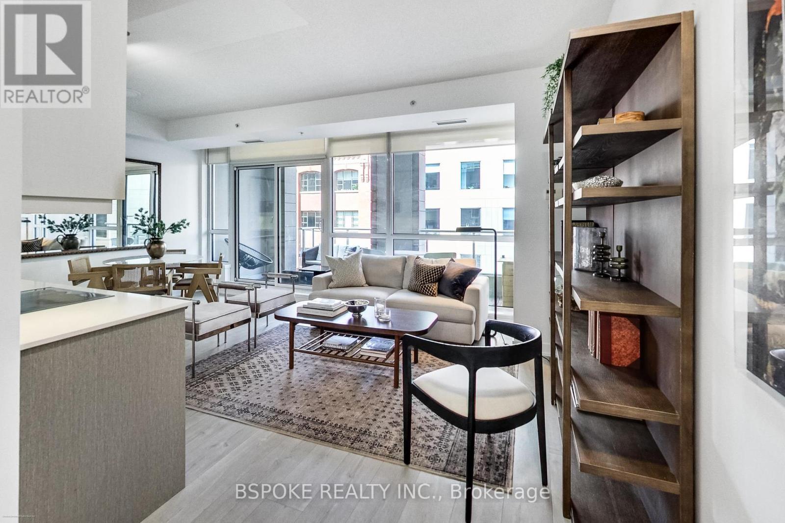 Photo 3 of 518 199 Richmond Street W, Toronto ON