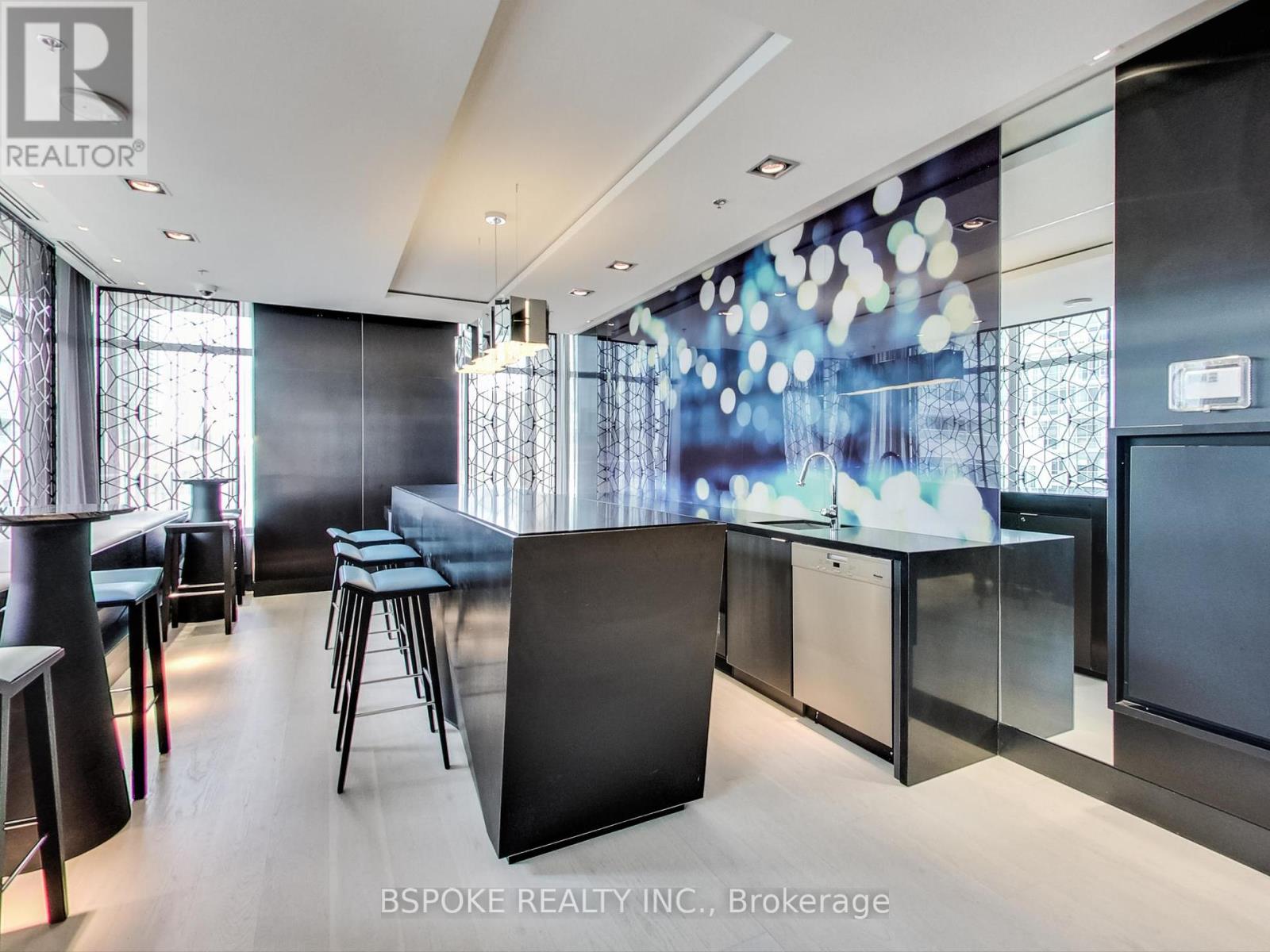 Photo 34 of 518 199 Richmond Street W, Toronto ON