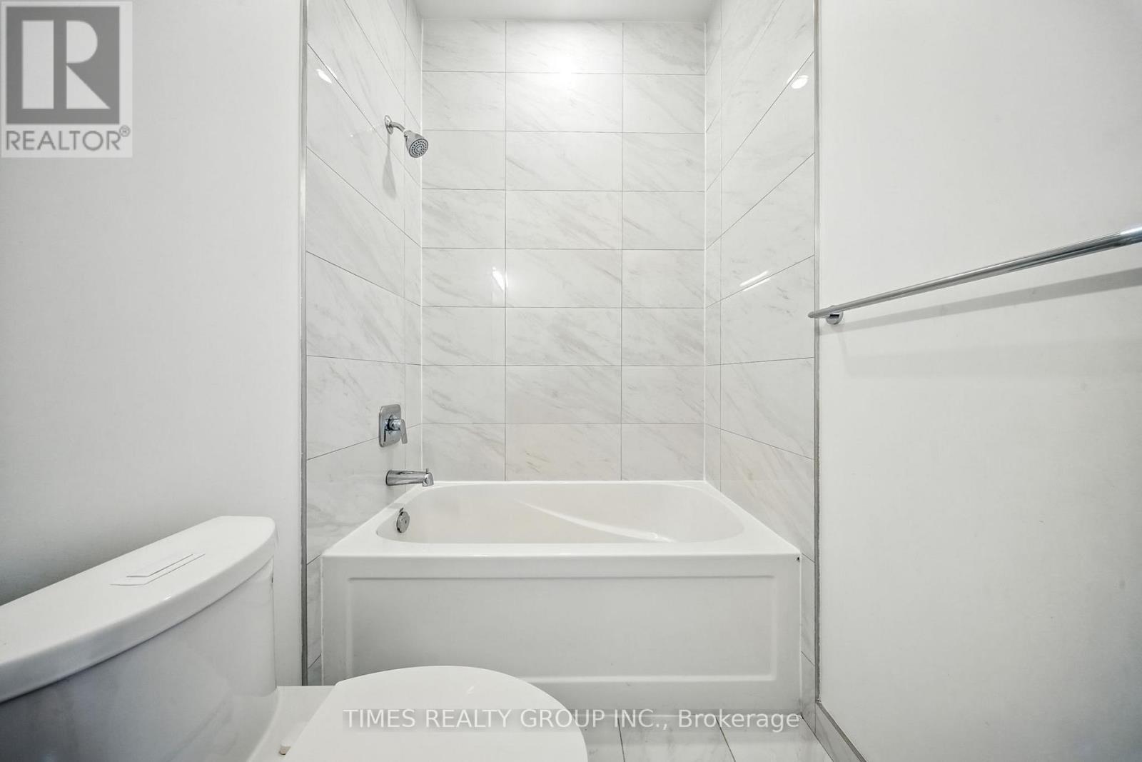 Photo 11 of 413 50 Ordnance Street, Toronto ON