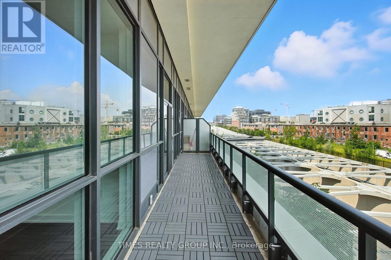Photo 2 of 413 50 Ordnance Street, Toronto ON