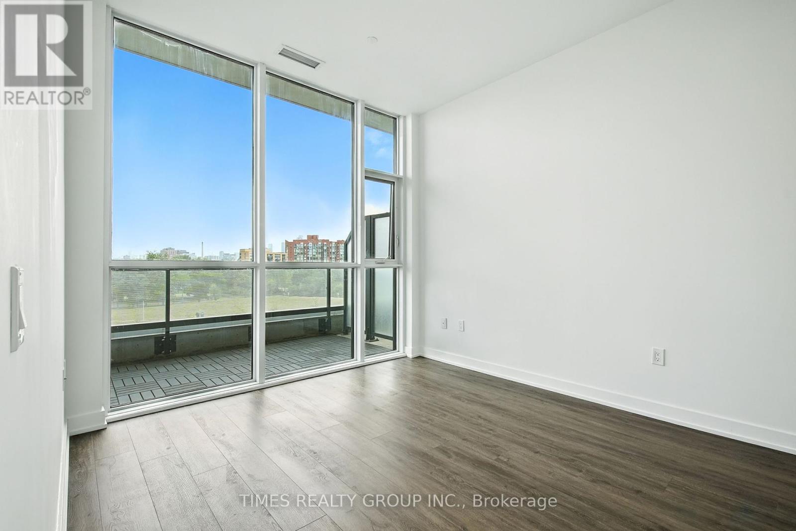 Photo 8 of 413 50 Ordnance Street, Toronto ON