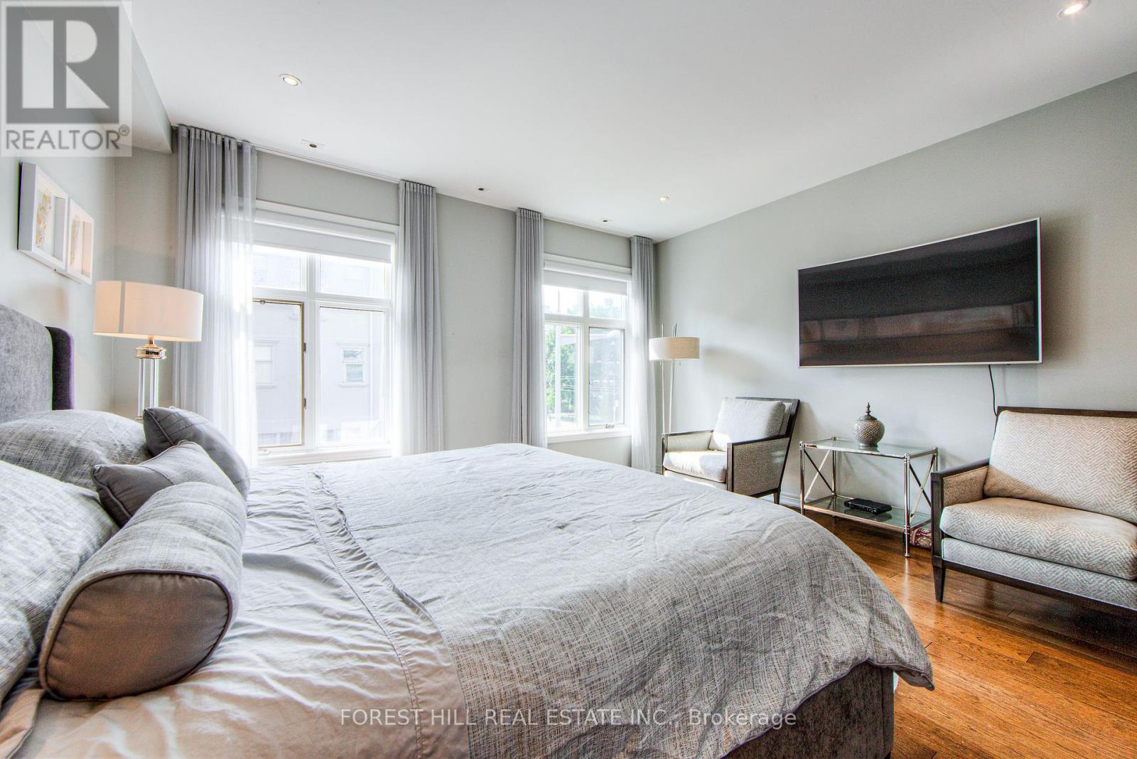 Photo 14 of 13 260 Russell Hill Road, Toronto ON