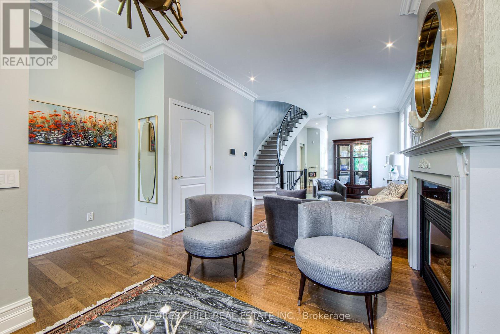 Photo 34 of 13 260 Russell Hill Road, Toronto ON