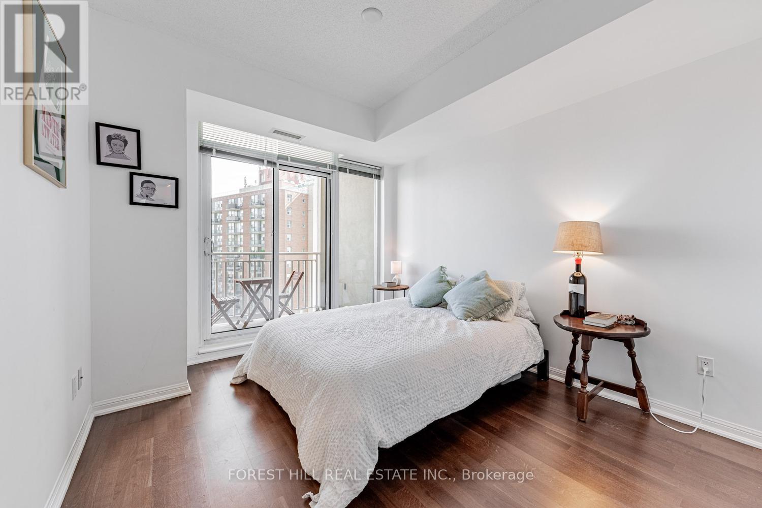Photo 18 of 816 21 Grand Magazine Street, Toronto ON