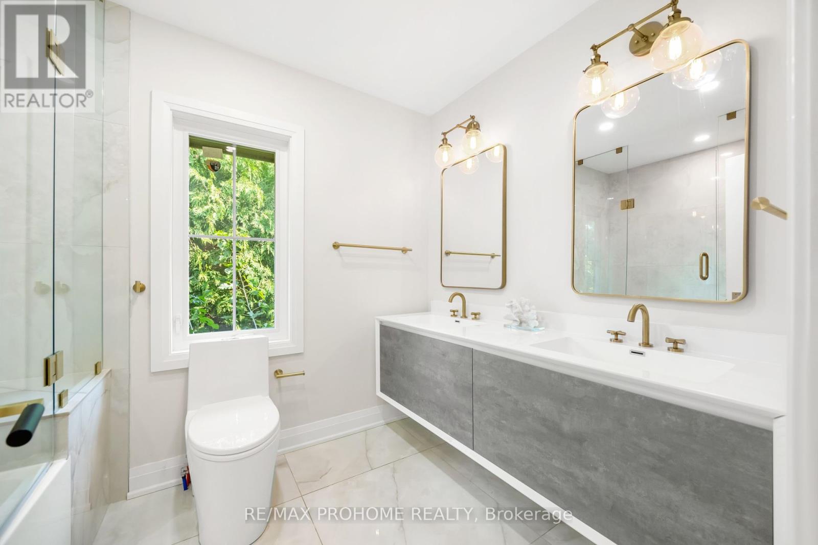 Photo 22 of 22 Fernside Court, Toronto ON