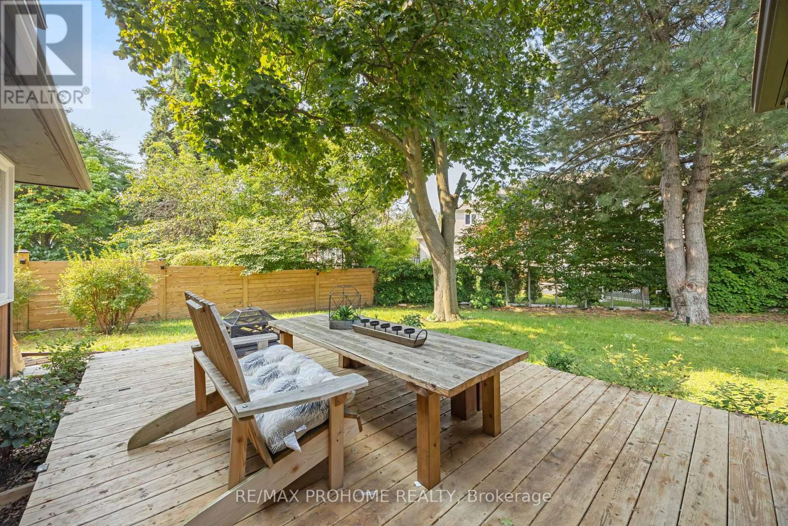 Photo 39 of 22 Fernside Court, Toronto ON