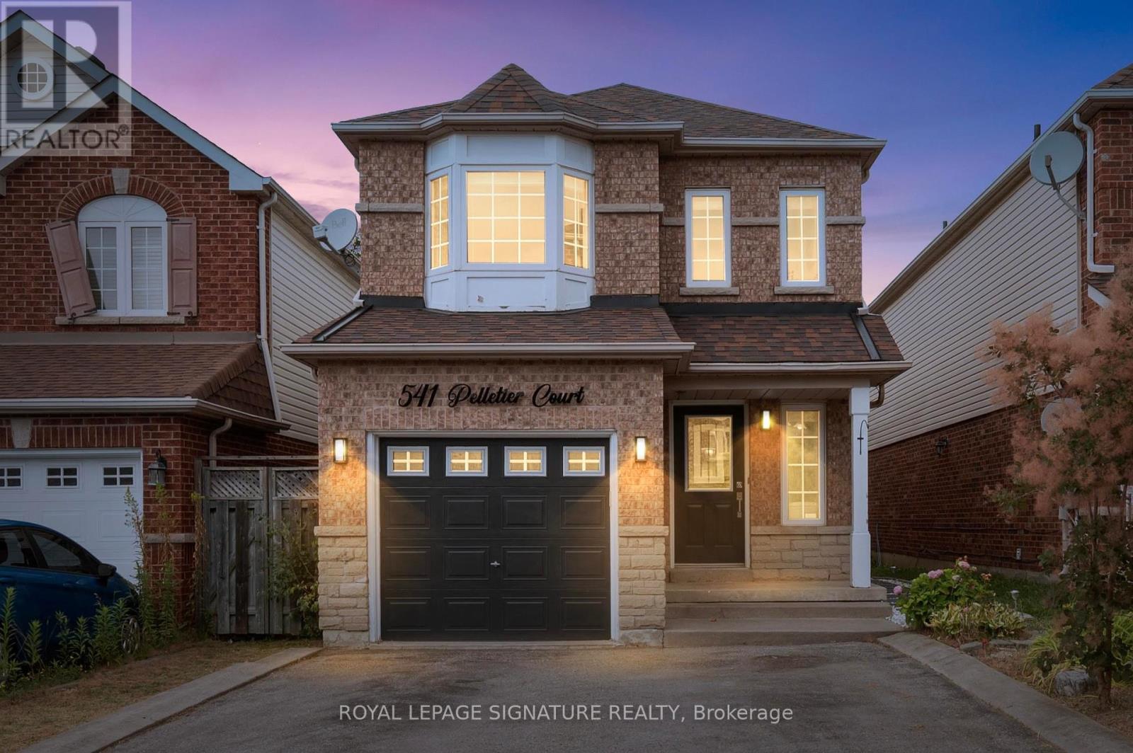 Photo 1 of 541 Pelletier Court, Newmarket ON
