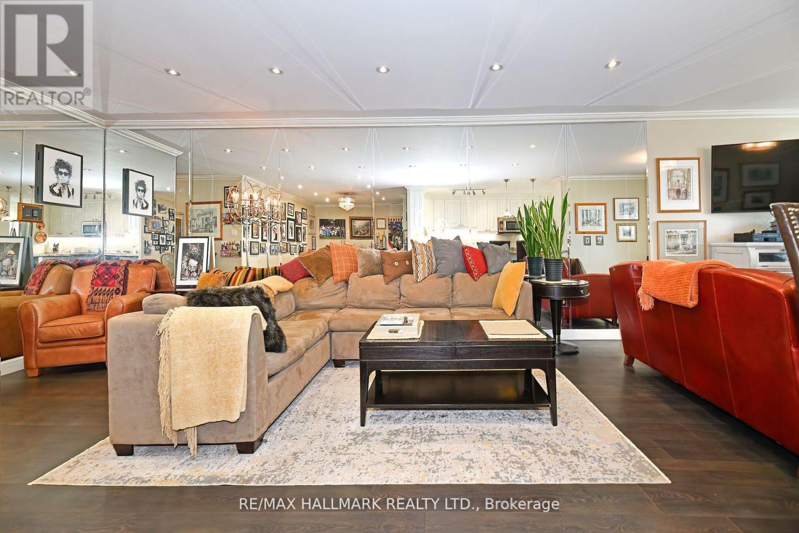 Photo 21 of 105 333 Clark Avenue, Vaughan ON