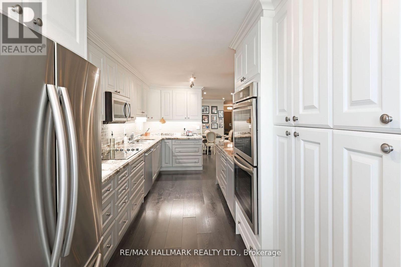 Photo 6 of 105 333 Clark Avenue, Vaughan ON