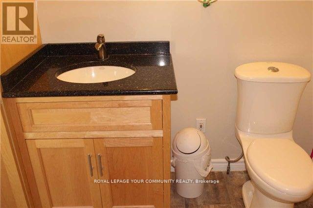 Photo 13 of 303 Kenwood Avenue, Georgina ON