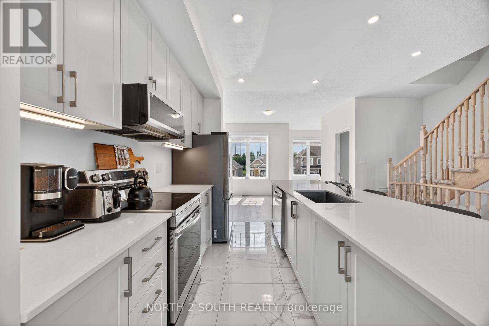 Photo 5 of 24 Abby Drive, Wasaga Beach ON