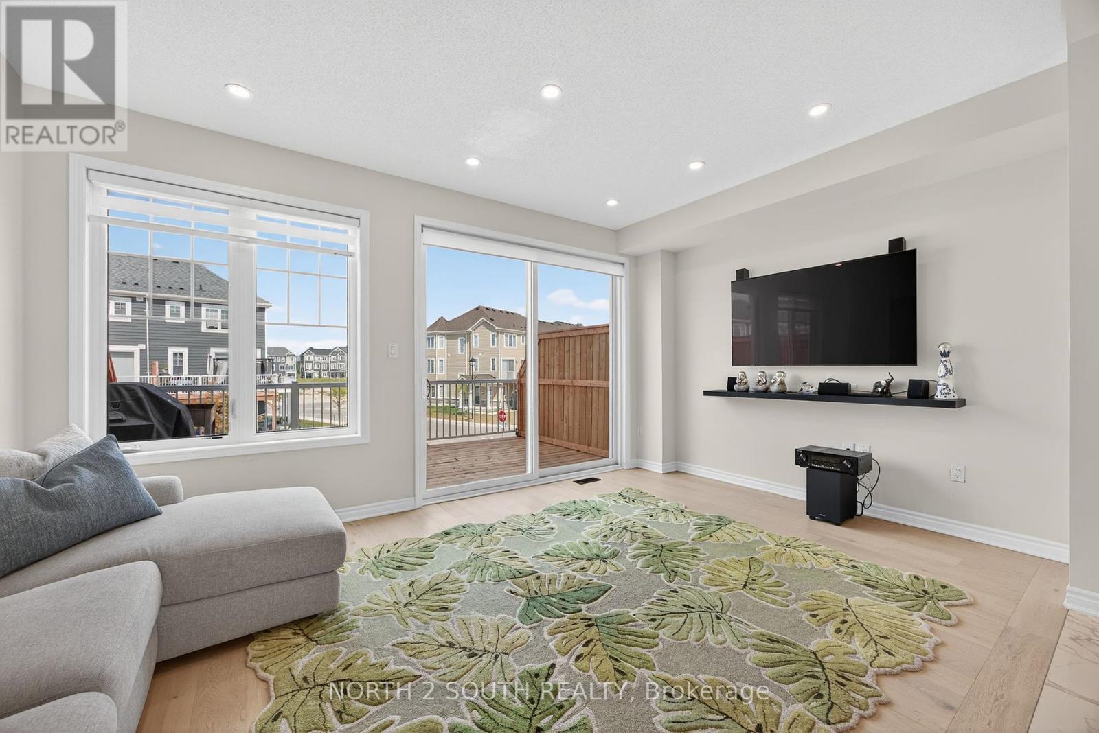 Photo 38 of 24 Abby Drive, Wasaga Beach ON
