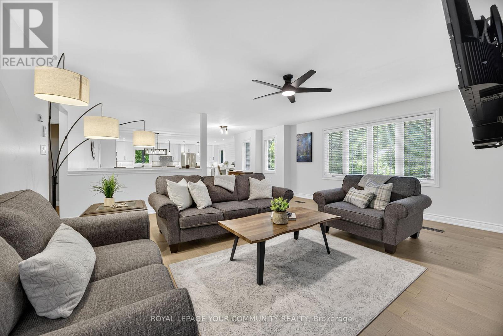 Photo 20 of 135 Huronwoods Drive, Oromedonte ON