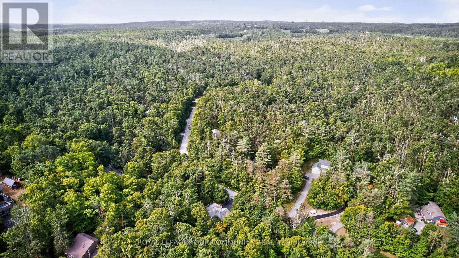 Photo 49 of 135 Huronwoods Drive, Oromedonte ON