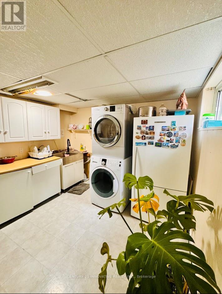 Photo 13 of 49 Slan Avenue, Toronto ON