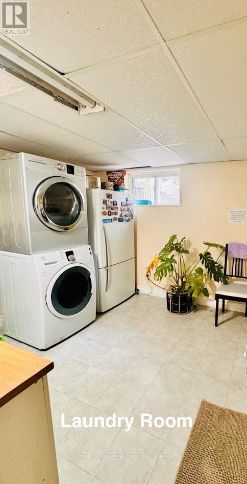 Photo 14 of 49 Slan Avenue, Toronto ON