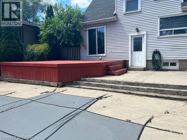 Photo 17 of 2232 Queensway Street, Burlington ON