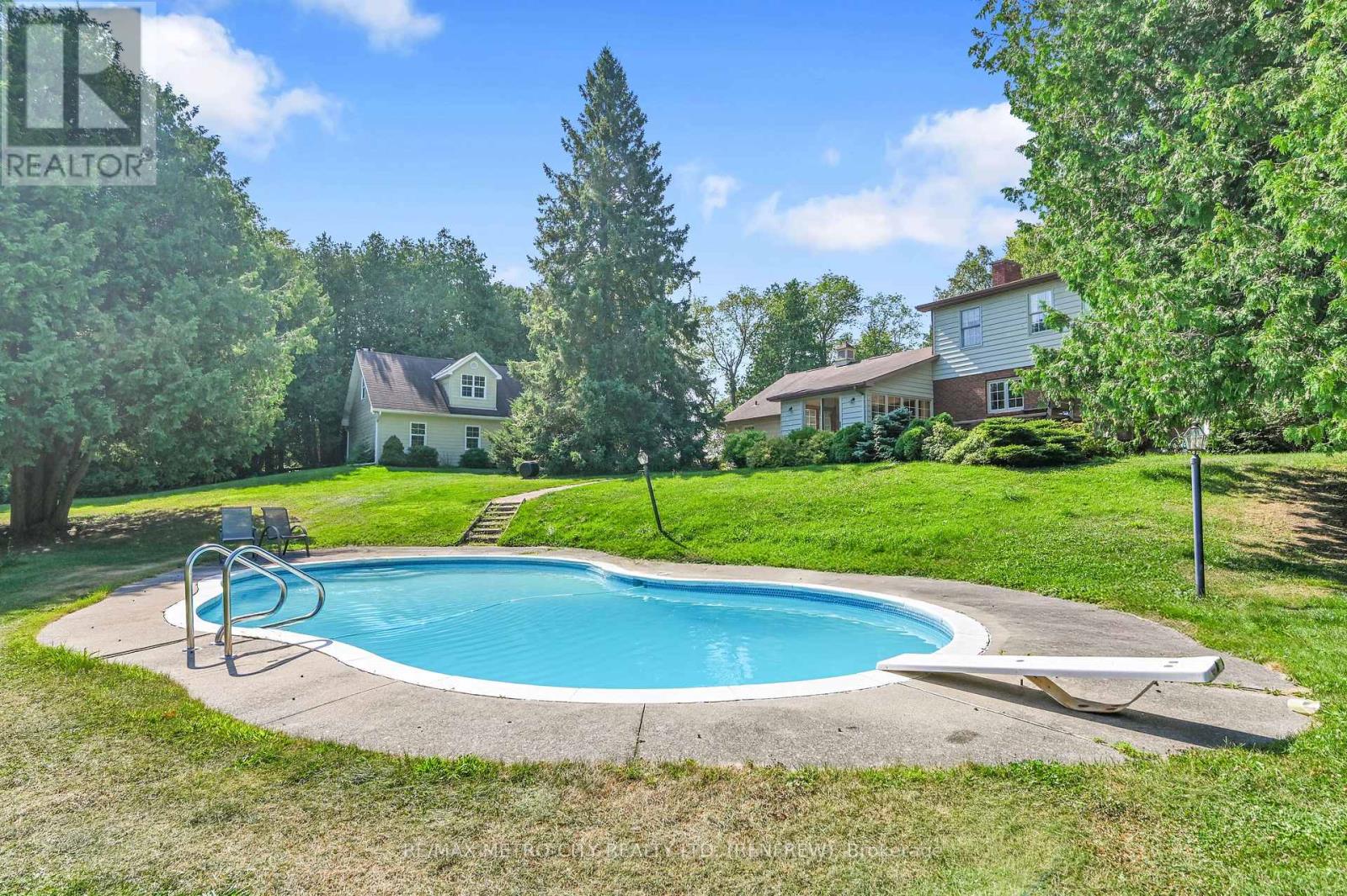 Photo 11 of 2928 Burnstown Road, Horton ON