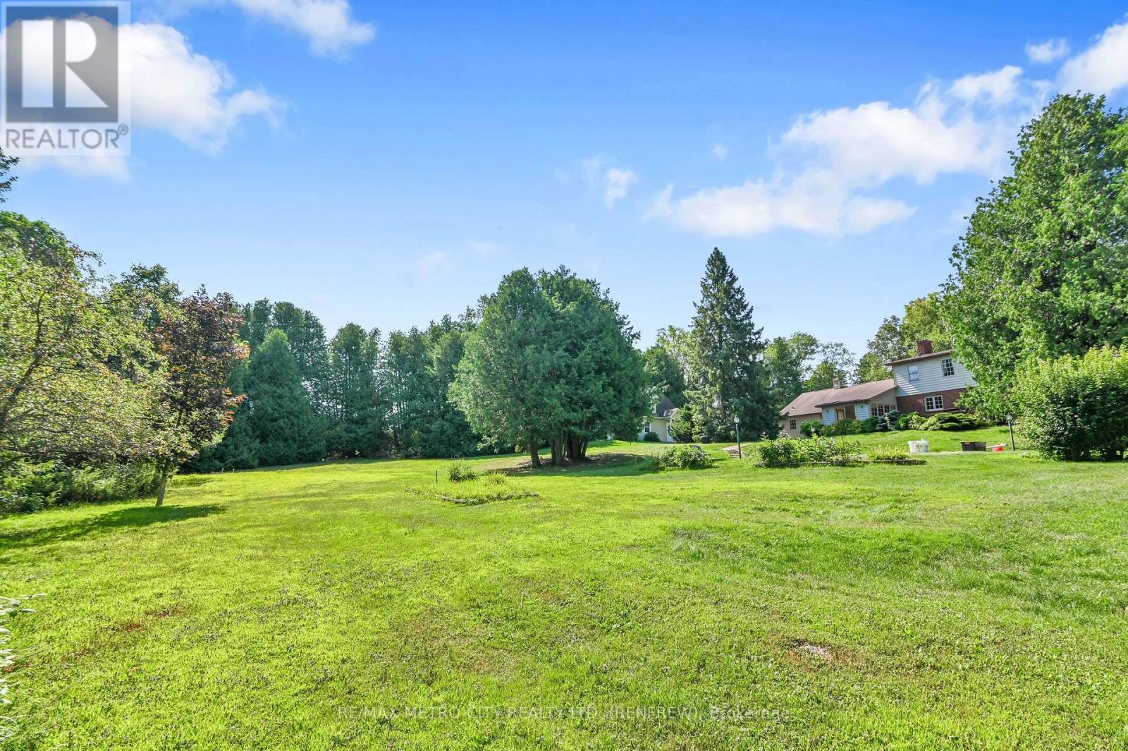 Photo 15 of 2928 Burnstown Road, Horton ON
