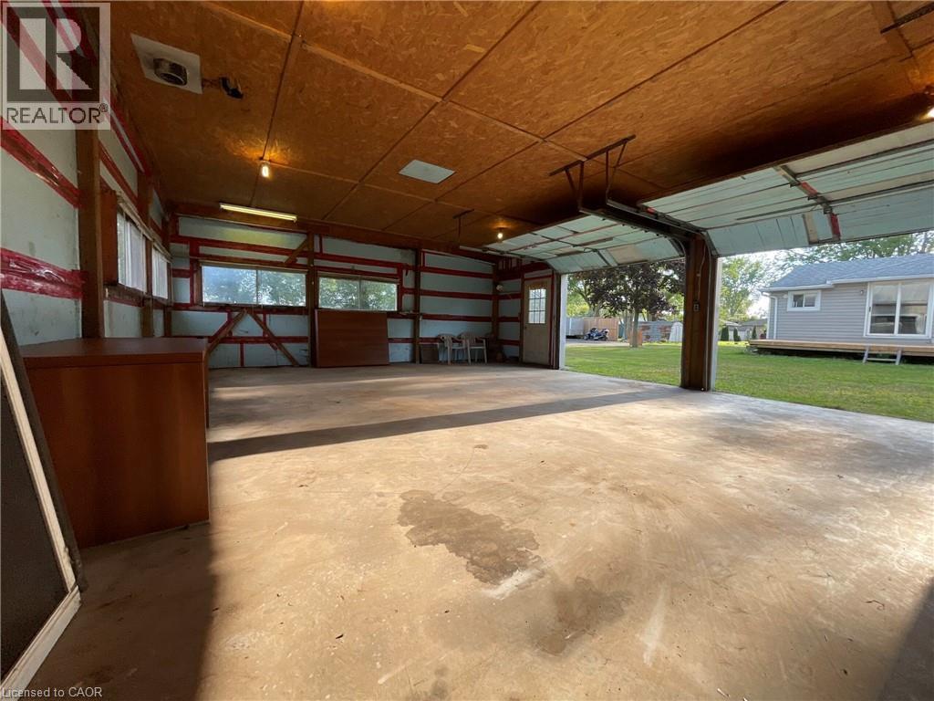 Photo 14 of 9 Walter Drive, Haldimand ON