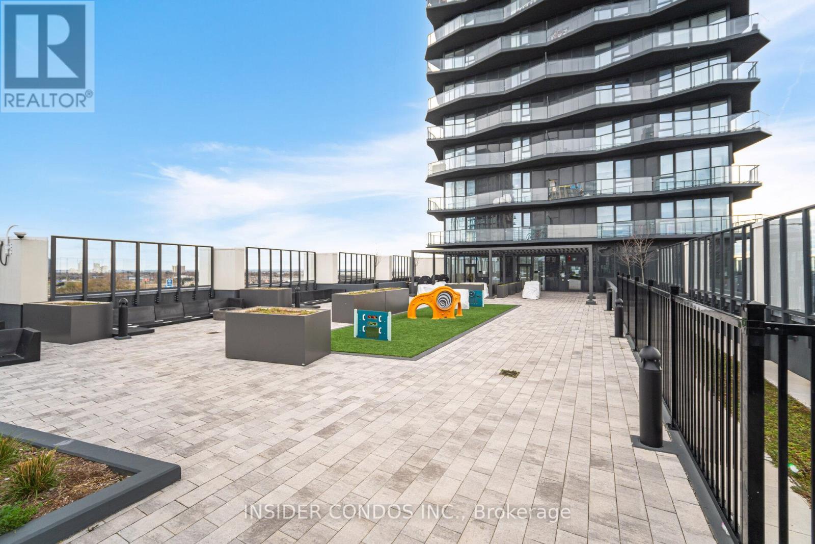 Photo 37 of 2304 36 Zorra Street, Toronto ON