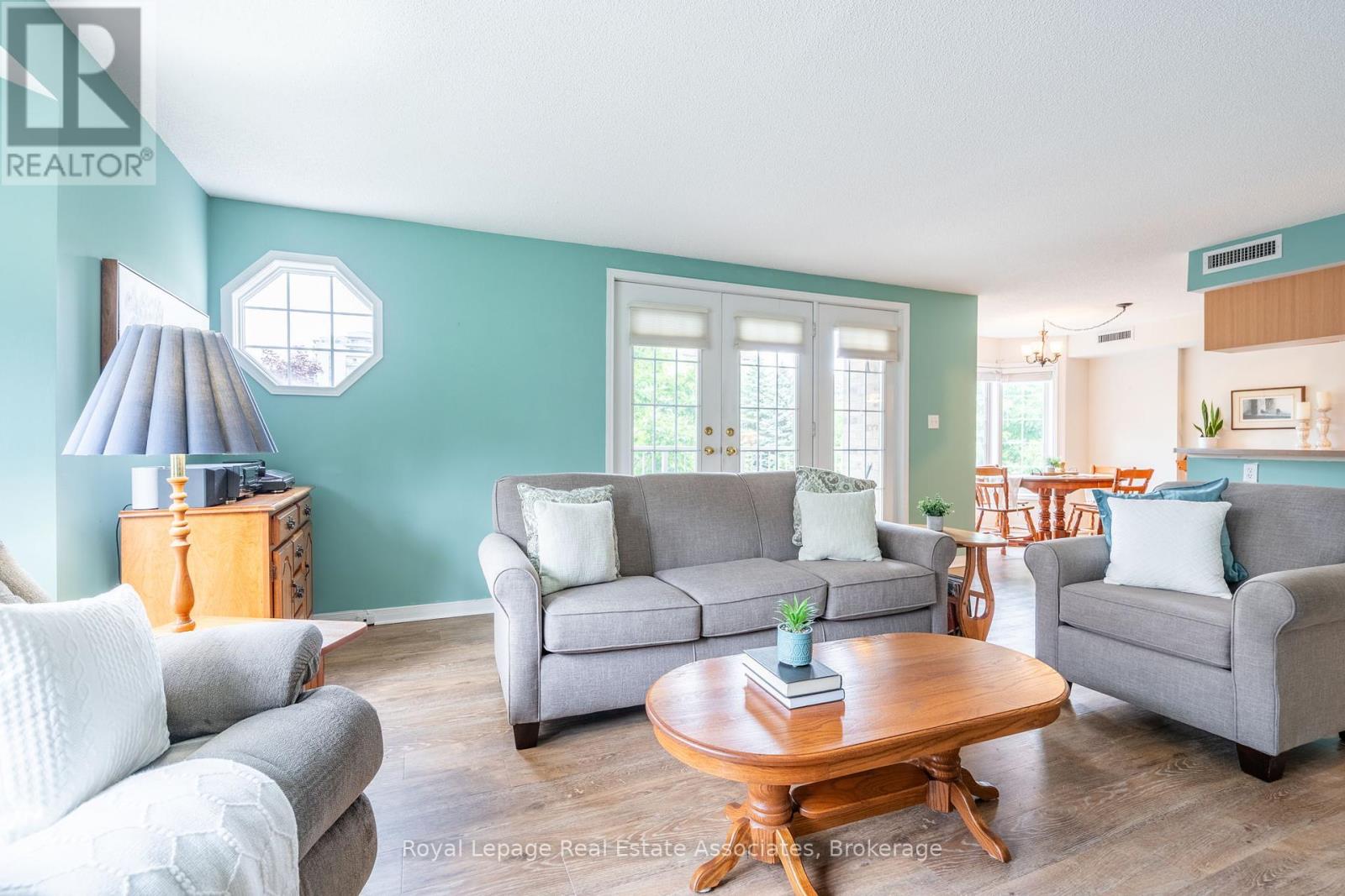 Photo 31 of B 208 216 Plains Road W, Burlington ON