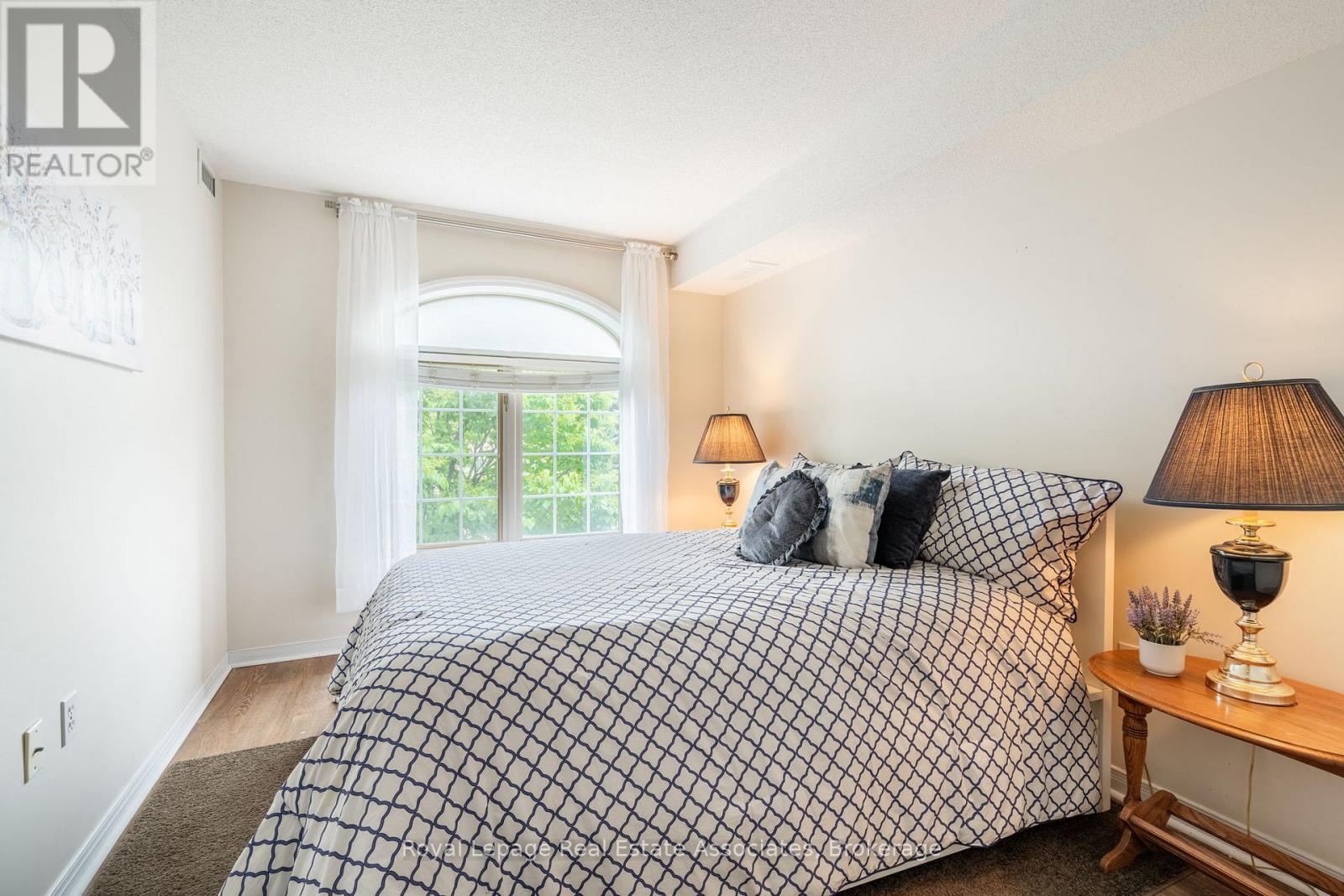 Photo 17 of B 208 216 Plains Road W, Burlington ON
