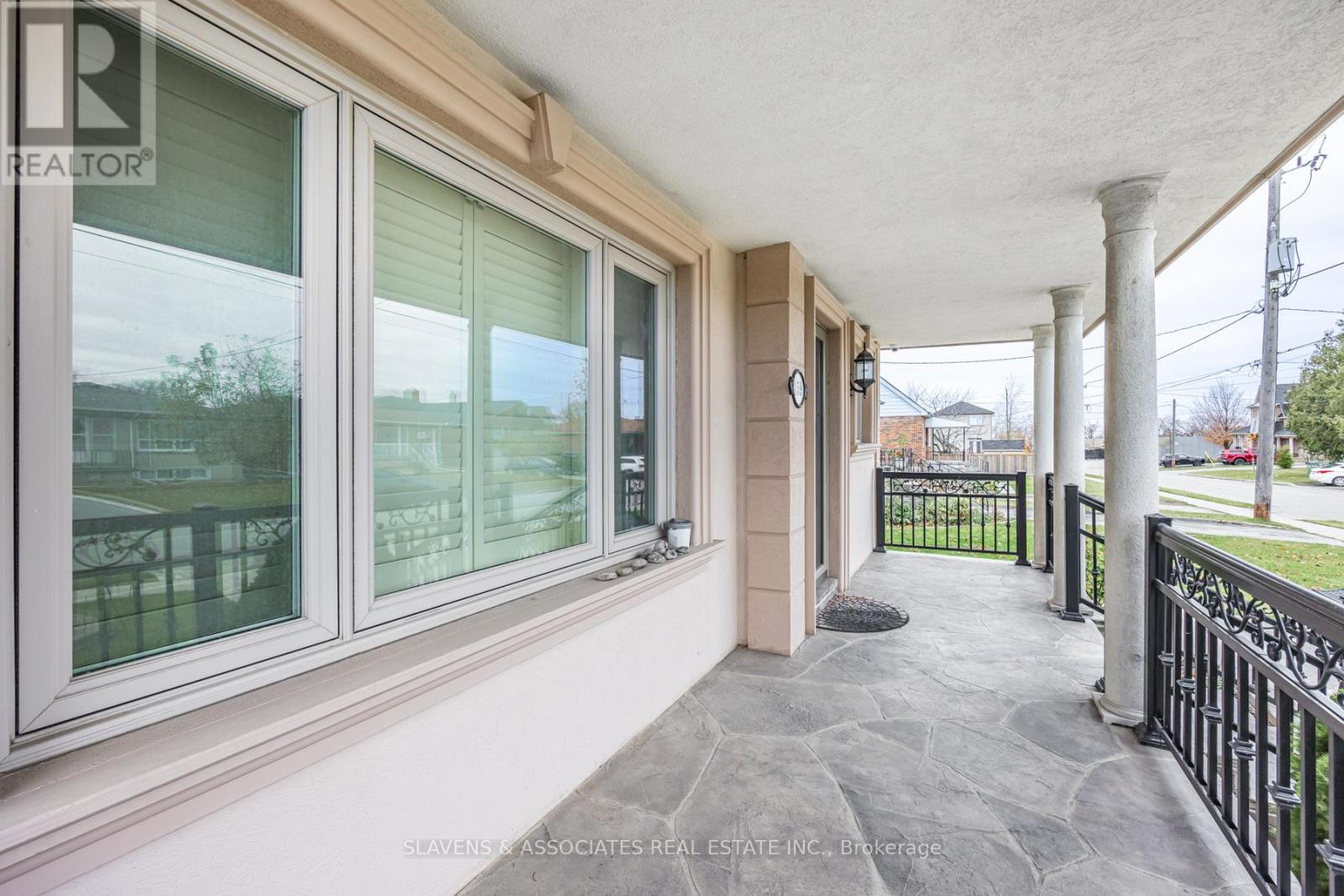 Photo 16 of Main Flr 159 Spalding Road, Toronto ON