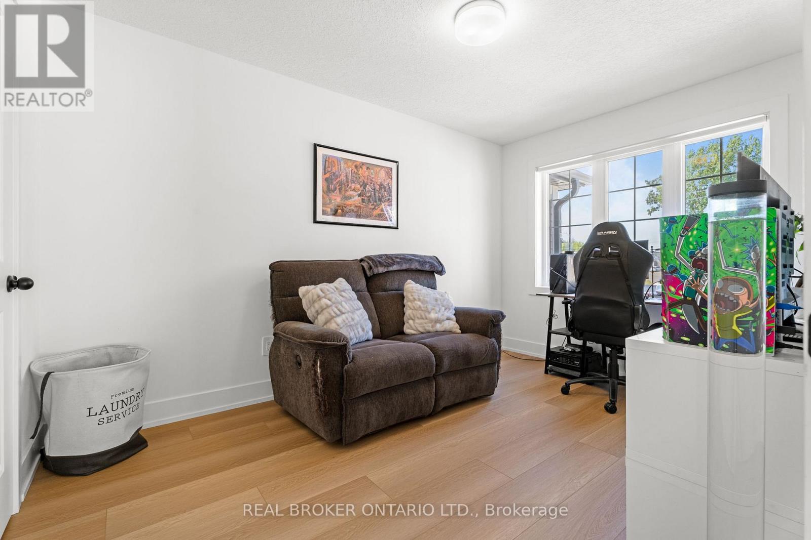 Photo 34 of 22 690 Broadway, Orangeville ON