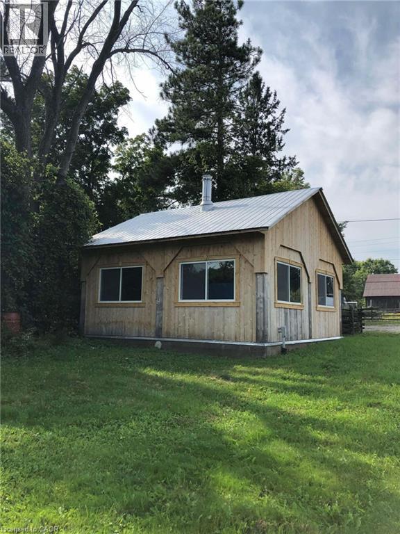 Photo 3 of 2988 Elphin Maberly Road, Lanark ON