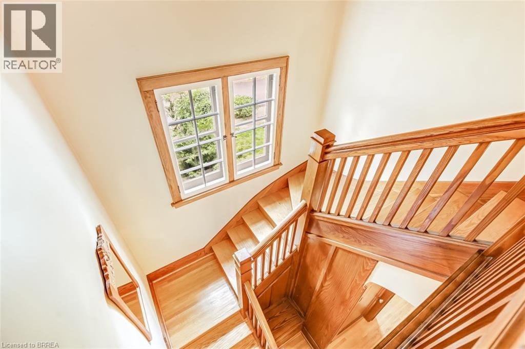 Photo 1 of 138 St James Street S, Waterford ON