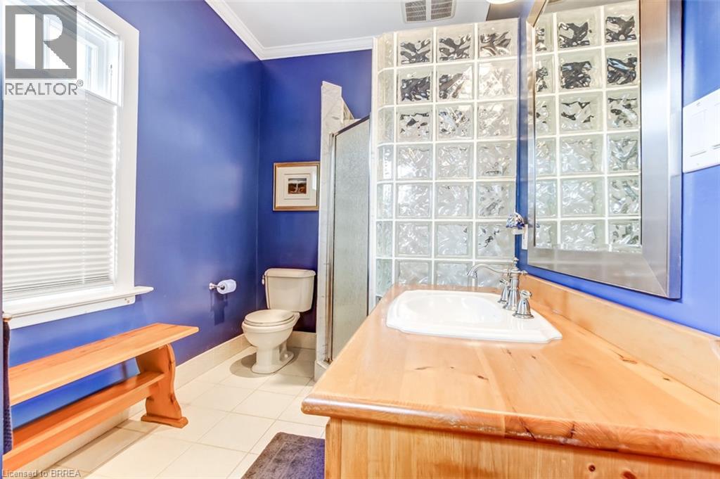 Photo 3 of 138 St James Street S, Waterford ON
